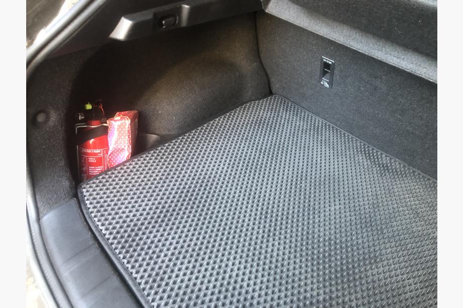 Nissan Qashqai 2014–2021 Podloga prtljažnika (EVA, črna) Fotografija 2