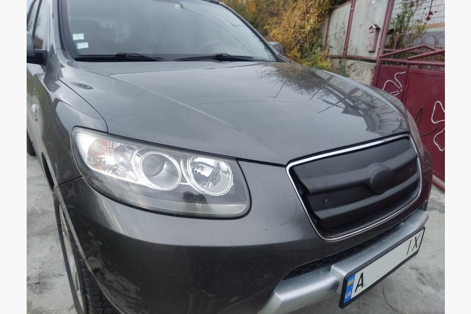 Hyundai Santa Fe 2 2006–2012 Zimska maska 2005-2010 (zgornja) Sijajna Fotografija 3