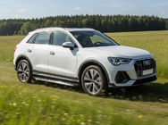 Audi Q3 2019–2025 Stranske stopnice BlackLine (2 kos, aluminij) fotografija 1