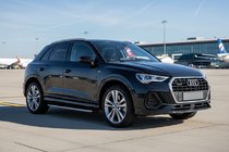 Audi Q3 2019–2025 Bočne stopnice Fullmond (2 kos, aluminij) fotografija 1