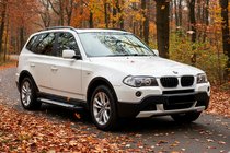 BMW X3 E83 2003–2010 Stranske stopnice Allmond Grey (2 kosa, aluminij) fotografija 1