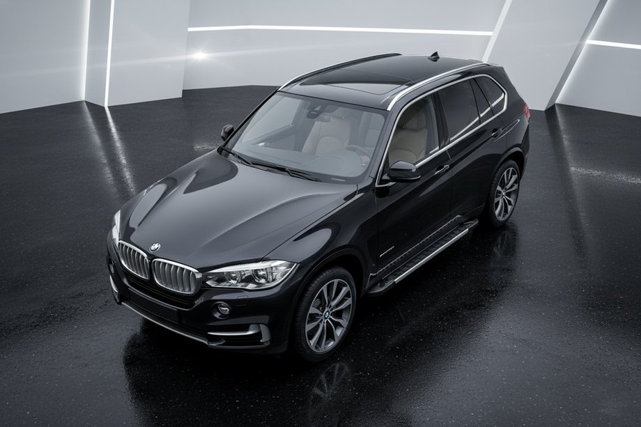 BMW X5 F15 2013–2018 Stranske stopnice RedLine (2 kos, aluminij) Image
