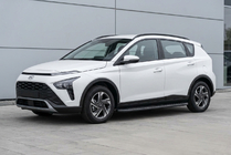 Hyundai Bayon 2021– Stranske stopnice Bosphore Black (2 kos, aluminij) fotografija 1