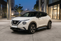 Nissan Juke 2020– Stranske stopnice Vision New Black (2 kos, aluminij) fotografija 1