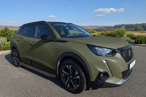 Peugeot 2008 2019– Bočne stopnice Allmond Black (2 kosa, aluminij) fotografija 1