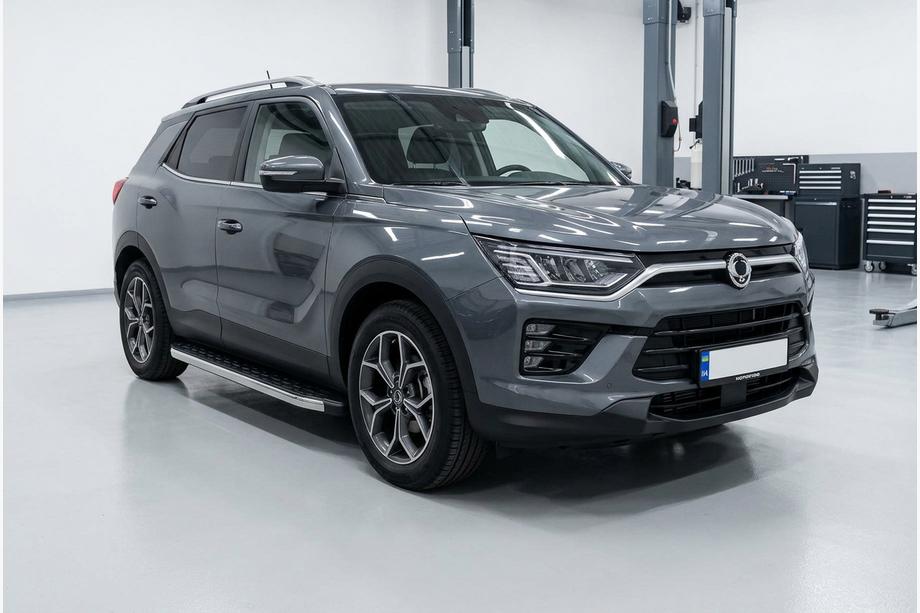 SsangYong Korando 2019– Stranske stopnice BlackLine (2 kos, aluminij) Image