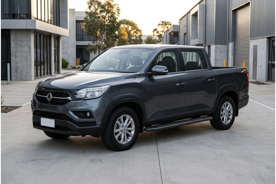SsangYong Musso II 2018– Stranske stopnice Bosphore Black (2 kos, aluminij) Image