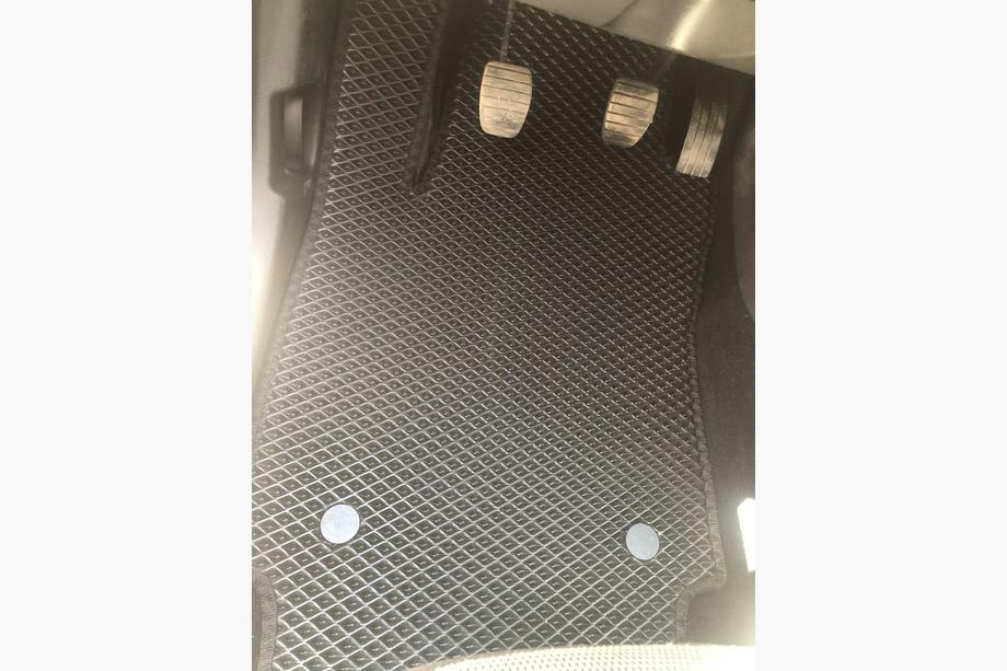 Renault Captur 2013–2019 EVA avtomobilske preproge (črne) Image
