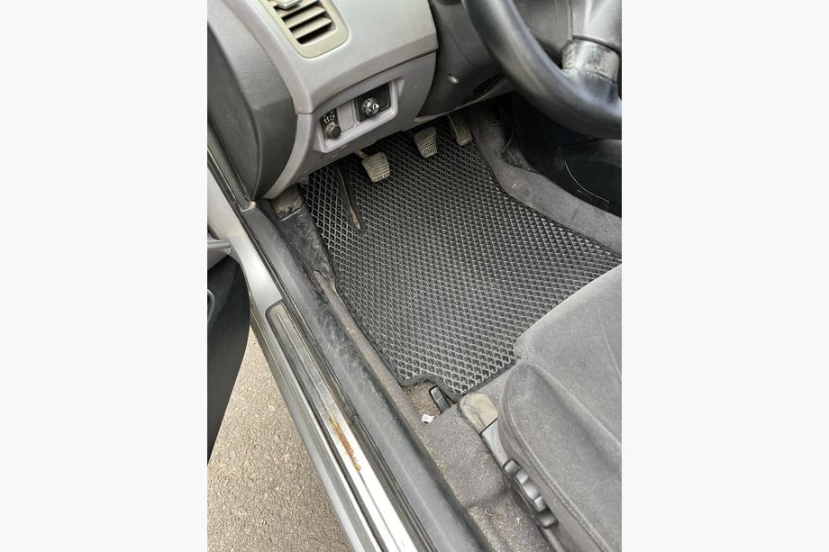 Nissan Primera P12 2002–2007 EVA avtomobilske preproge (črne) Image