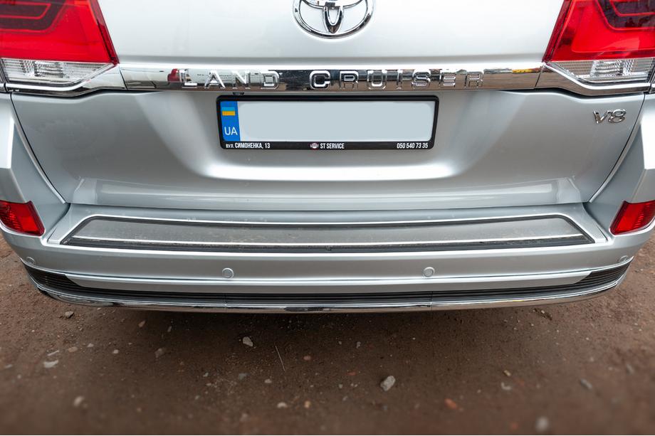 Toyota Land Cruiser 200 2007–2021 Zadnje meglenke 2016+ (standard) Fotografija 6