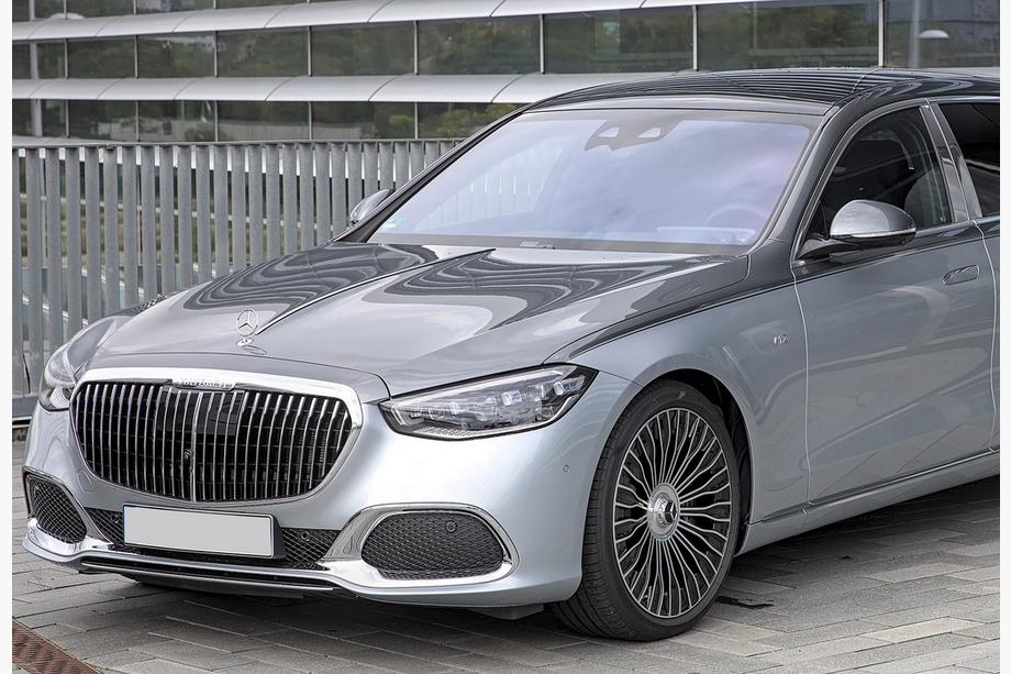 Mercedes S-сlass W223 2020– Maybach S680 body kit komplet Image