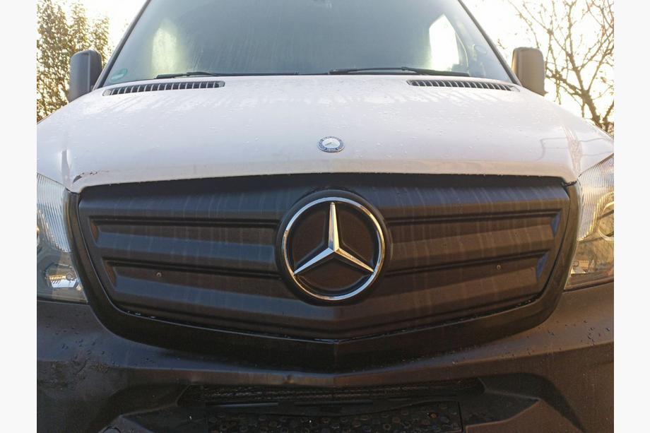 Mercedes Sprinter W906 2006–2018 Zimska zaščitna obloga za masko V2 (2013↗) Image