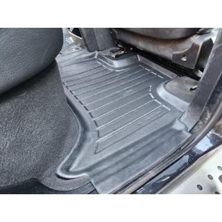 Stingray 3D talne preproge (4 kos, poliuretan) BMW X5 E53 1999–2006 fotografija 3