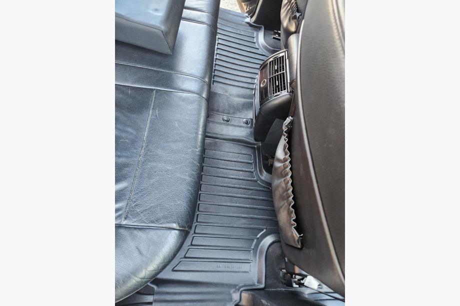 BMW X5 E53 1999–2006 Stingray 3D talne preproge (4 kos, poliuretan) Fotografija 5