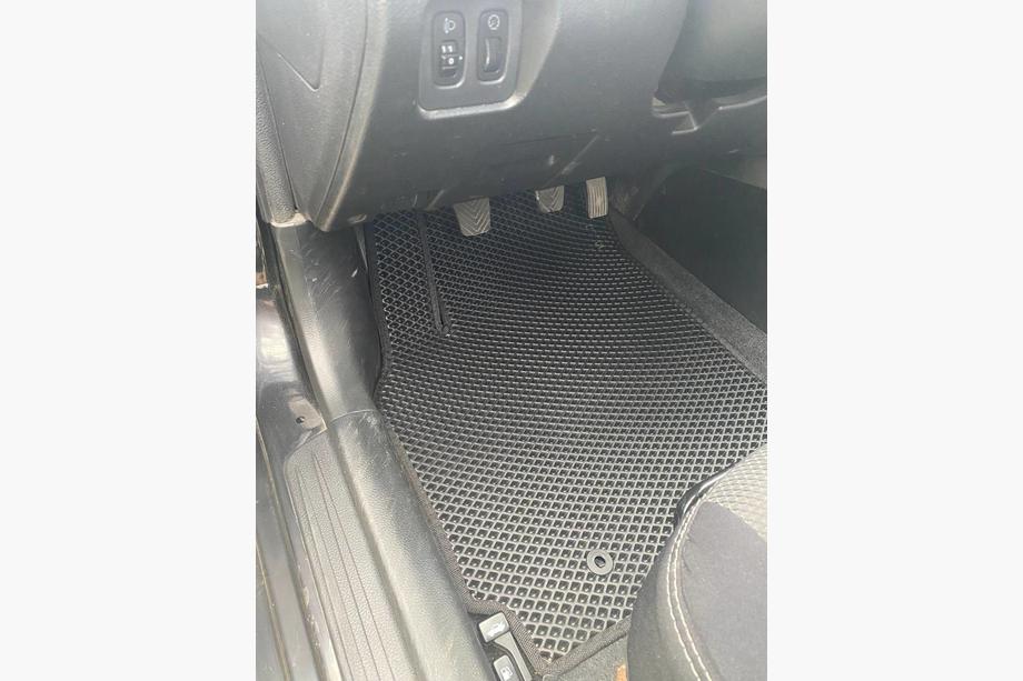 Mitsubishi Lancer 9 2004–2008 EVA avtomobilske preproge (črne) Image