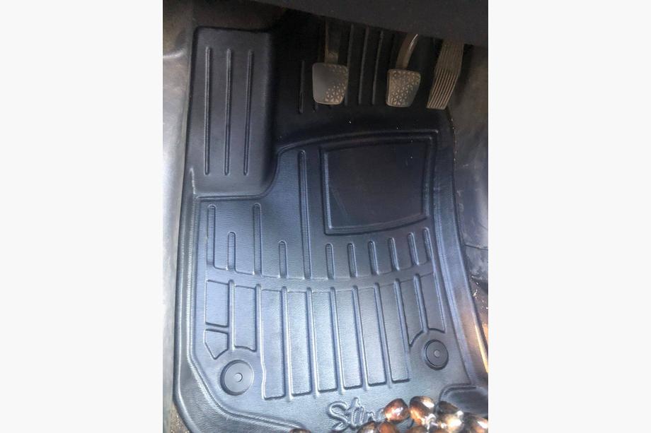 Opel Zafira B 2005–2011 Stingray 3D avto preproge (5 kos, poliuretan) Image