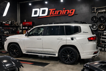 Toyota Land Cruiser 300 2021– Komplet bodykita VXR fotografija 4