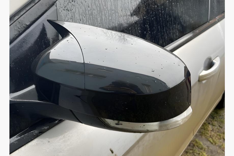 Ford Focus III 2011–2017 Pokrovi ogledal BMW-Style (za EU, 2 kosa) Fotografija 2