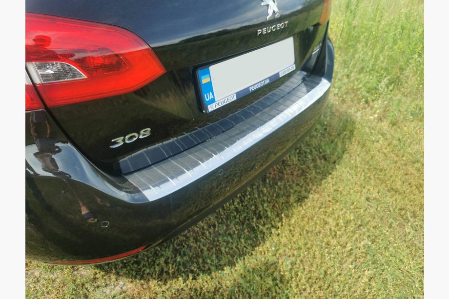 Peugeot 308 2014–2021 Nerjaveča zaščitna letev zadnjega odbijača Carmos (SW) Image