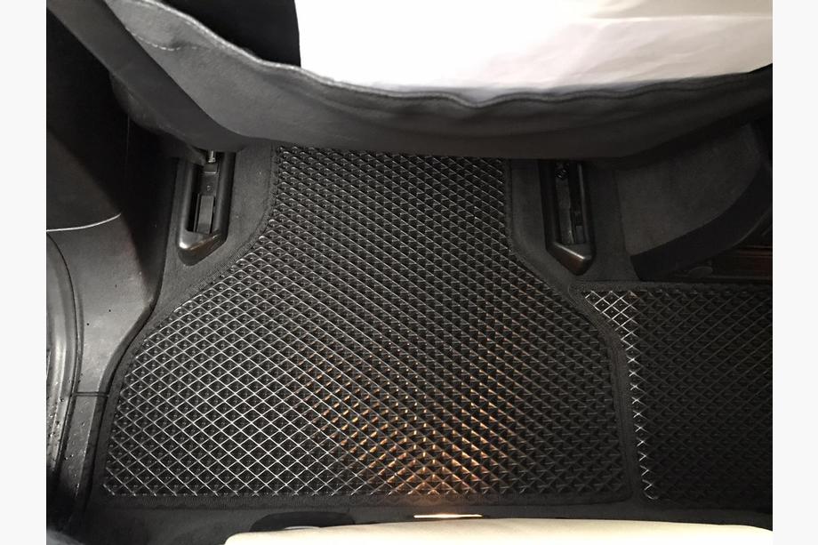 BMW X5 E70 2007–2013 EVA V-1 preproge (črne) Fotografija 7