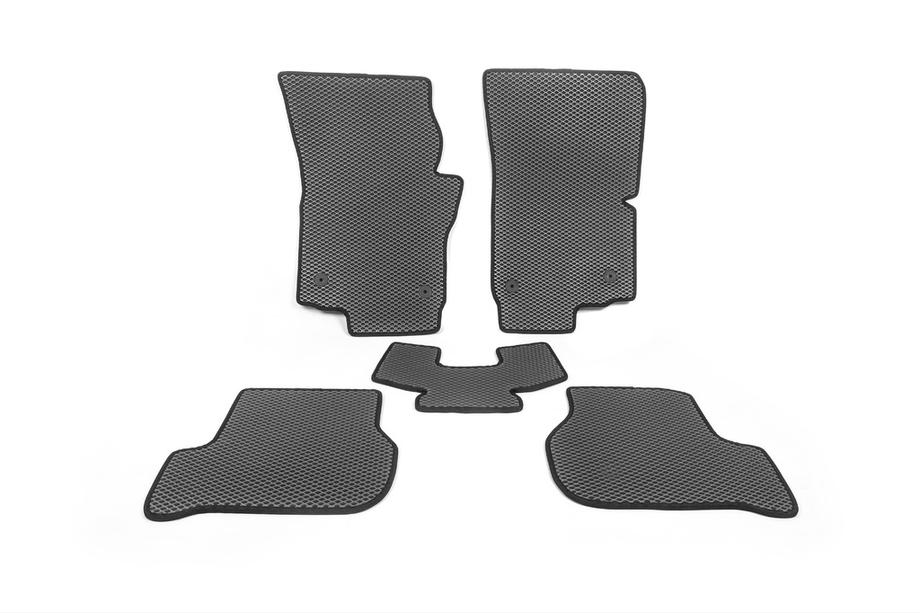 Seat Leon 2005–2012 EVA avtomobilske preproge (črne) Image