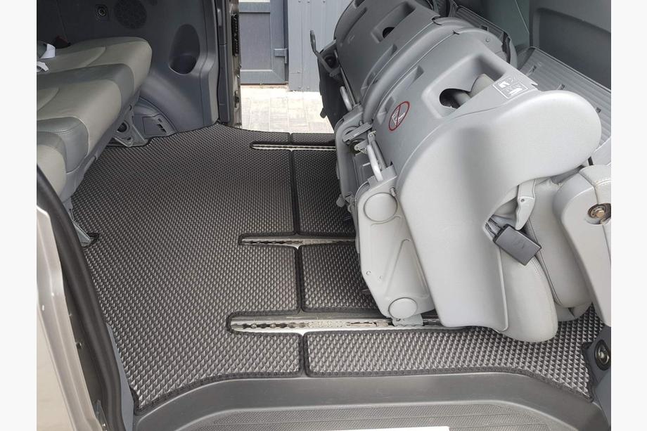 Mercedes Viano 2004–2014 EVA V2 avtomobilske preproge (samo osebni prevzem, komplet za celoten potniški prostor, črne) Image