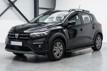 Dacia Sandero 2021– Bočne stopnice Bosphorus Black (2 kos, aluminij) fotografija 1