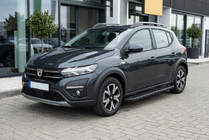 Dacia Sandero 2021– Bočne stopnice Allmond Black (2 kosa, aluminij) fotografija 1