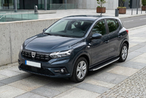 Dacia Sandero 2021– Bočne stopnice Fullmond (2 kos, aluminij) fotografija 1