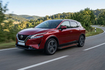 Nissan Qashqai 2021– Bočne stopnice Maya Red (2 kos, aluminij) fotografija 1