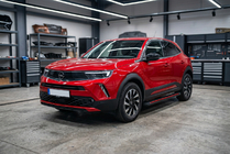 Opel Mokka 2021– Bočne stopnice Maya Red (2 kos, aluminij) fotografija 1