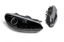 Volkswagen Golf 6 2008–2014 Sprednji žarometi Black (2 kos, LED) fotografija 3