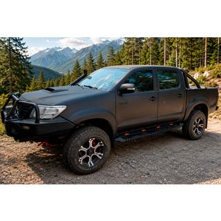 Dakar črne stranske stopnice V1 z osvetlitvijo (2 kos, kovina) Toyota Hilux 2006–2015 fotografija 1
