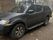 Mitsubishi L200 2015–2024 Bočne stopnice Dakar V2 z LED (2015-2019, 2 kosa, kovina) fotografija 1