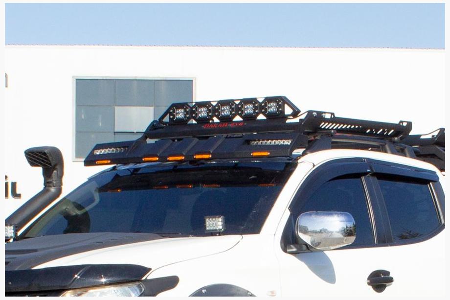 Mercedes X class 2017–2020 Deflektor vetrobranskega stekla (LED) Image