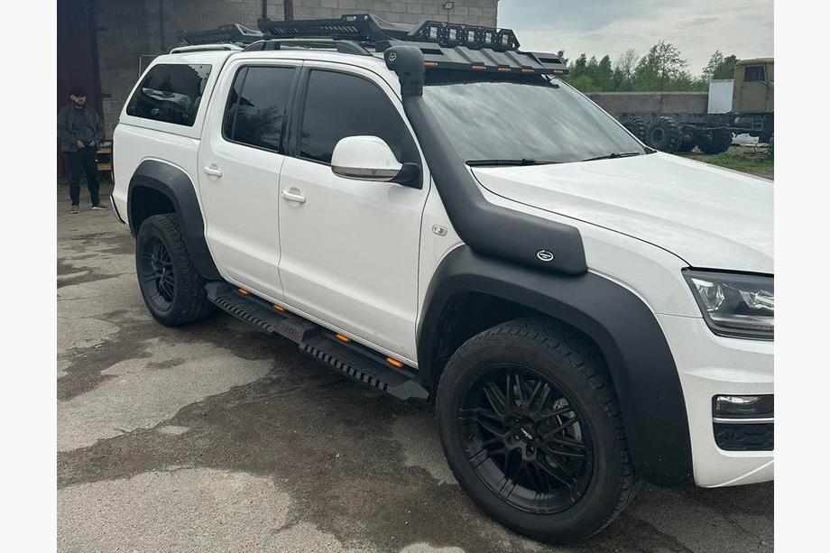 SsangYong Musso II 2018– Vizir vetrobranskega stekla za strešni prtljažnik DAKAR (LED) Fotografija 4