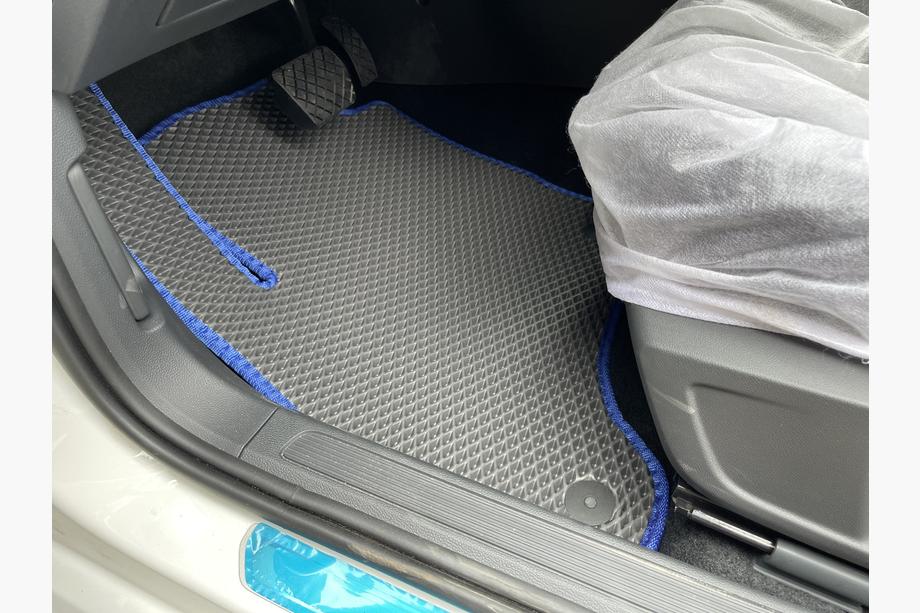 Volkswagen Lavida/e-Lavida 2019– EVA avtomobilske preproge (črne) Image