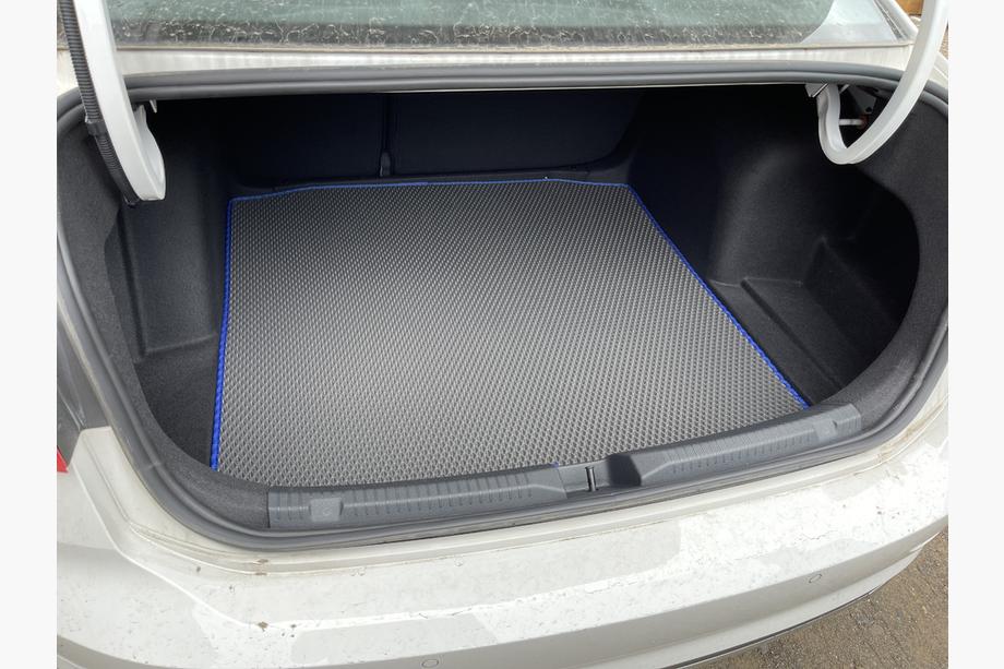 Volkswagen Lavida/e-Lavida 2019– Podloga prtljažnika (EVA, črna) Image