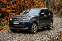 Land Rover Discovery V 2017– Bočne stopnice Bosphorus Black (2 kos, aluminij) fotografija 1