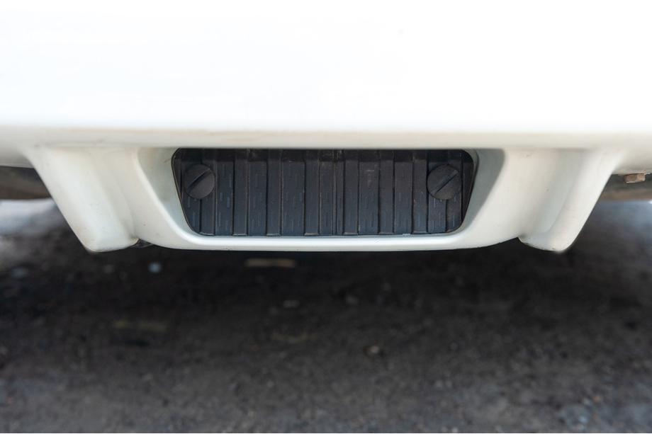 Nissan Leaf 2010–2017 Čep za zadnji odbijač (neoriginal) Image