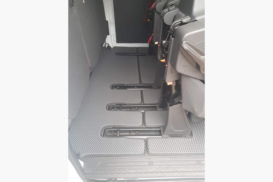 Ford Custom 2013–2022 EVA avtomobilske preproge (celoten komplet, črne) Image