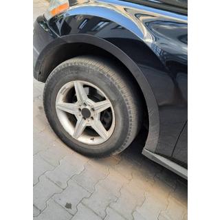 Obrobe kolotek (4 kosi, črne, ABS plastika) fotografija 3