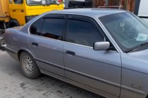 BMW serija 7 E38 1994–2001 Vetrni deflektorji za okna Long (4 kosi, HIC) fotografija 1