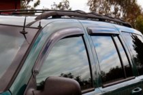 Jeep Grand Cherokee WJ 1999–2004 Deflektorji oken (4 kosi, HIC) fotografija 4