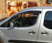 Citroen Berlingo 2008–2018 Vetrni deflektorji oken (2 kos, Sunplex Sport) fotografija 2