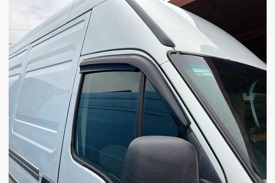 Iveco Daily 2006–2014 Vetrni deflektorji oken (2 kos, Sunplex Sport) Fotografija 2