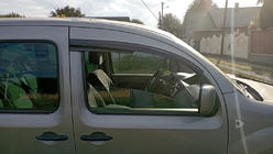 Renault Kangoo 2008–2020 Vetrni deflektorji oken (2 kos, Sunplex Sport) fotografija 3