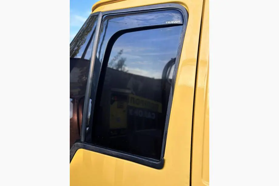 Ford Transit 2000–2014 Vetrni deflektorji oken G-tip (2 kos, Sunplex Sport) Image