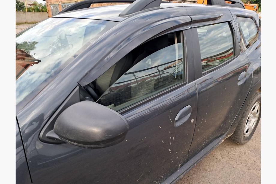 Dacia Duster 2008–2018 Vetrni deflektorji oken (4 kosi, Sunplex Sport) Image