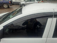 Dacia Sandero 2013–2020 Vetrni deflektorji oken (4 kosi, Sunplex Sport) fotografija 3